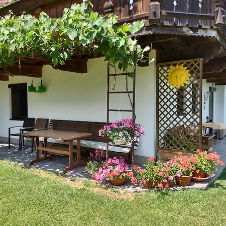 Elisabeth Fiechtl Apartment
